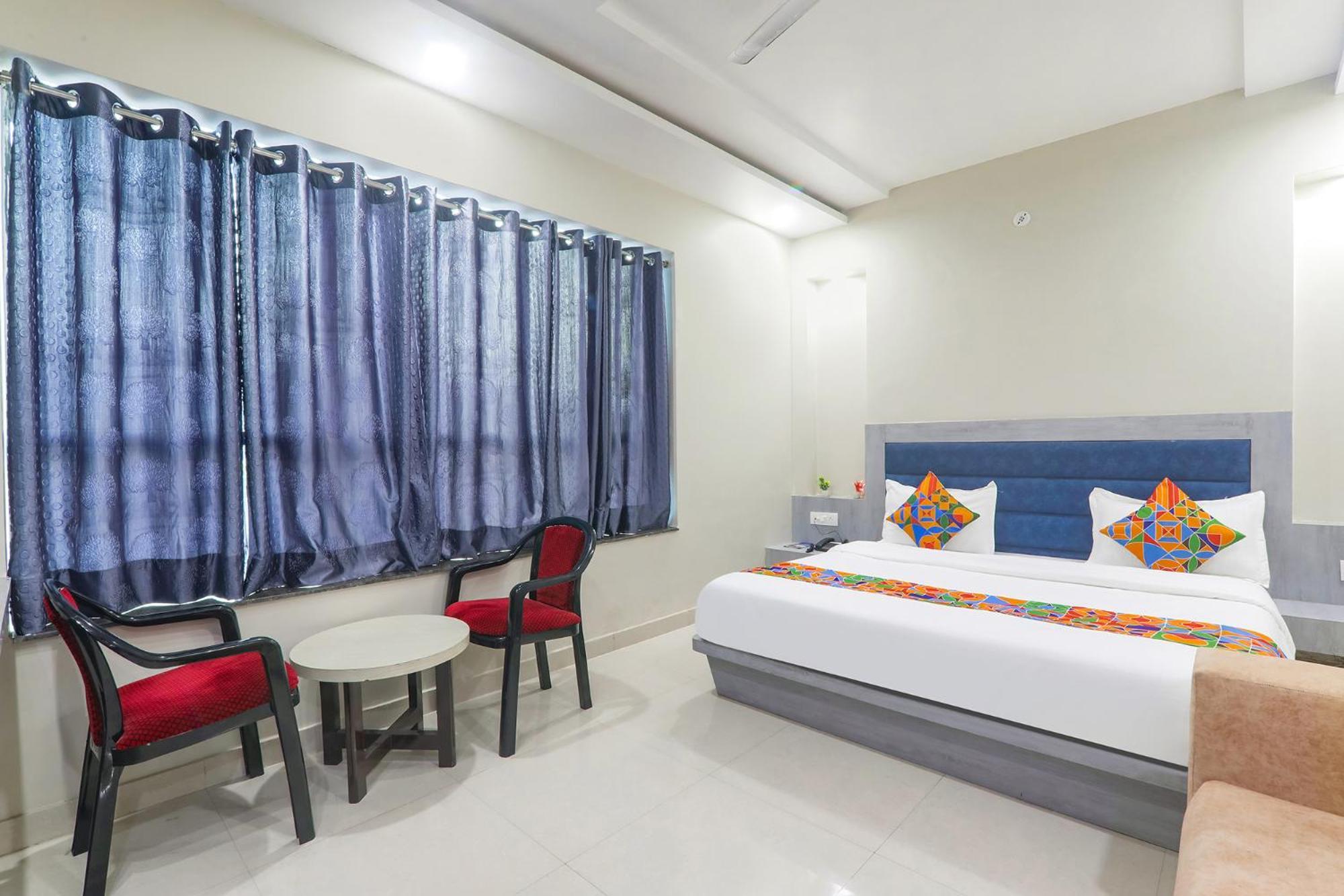 Fabexpress Grand Inn I Chinhat Экстерьер фото